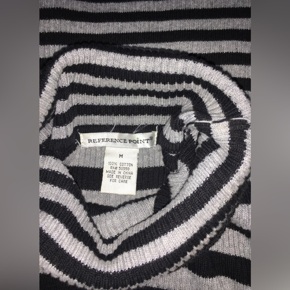 Reference Point Turtle Neck Sweater - Picture 4 of 7